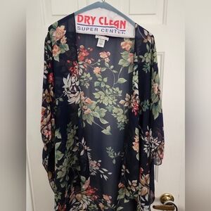 Emory Park Vibrant Floral Kimono